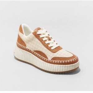 Universal Thread Persephone Tan and Cream Sneakers Size 7
